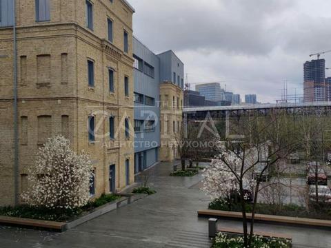 комерційна за адресою Науки просп., 1