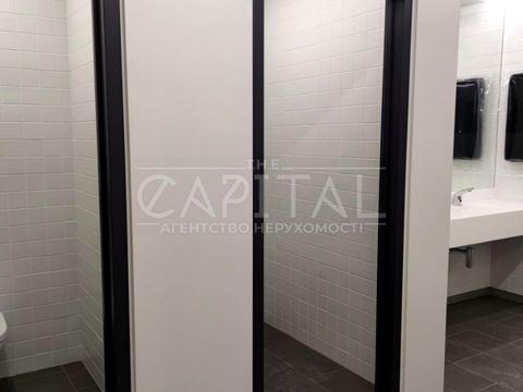 комерційна за адресою Науки просп., 1