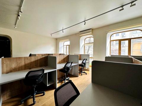 коммерческая по адресу Павловская ул., 10