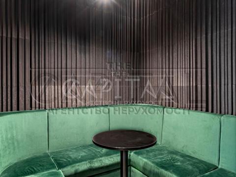 комерційна за адресою Кловський узвіз, 7