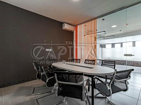 комерційна за адресою Кловський узвіз, 7