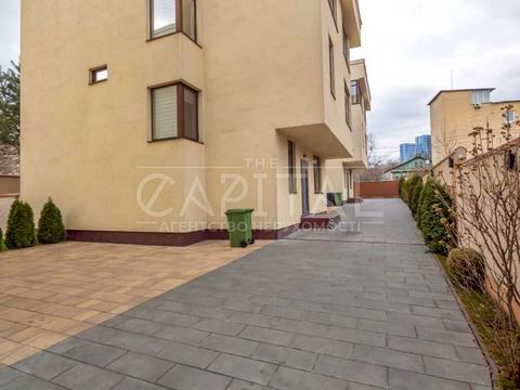 будинок за адресою Товарна вул., 24