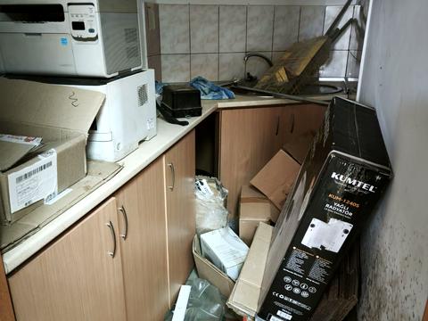 комерційна за адресою Вознесенська вул., 2Б