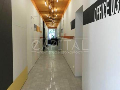 комерційна за адресою Велика Васильківська вул. (Червоноармійська), 110