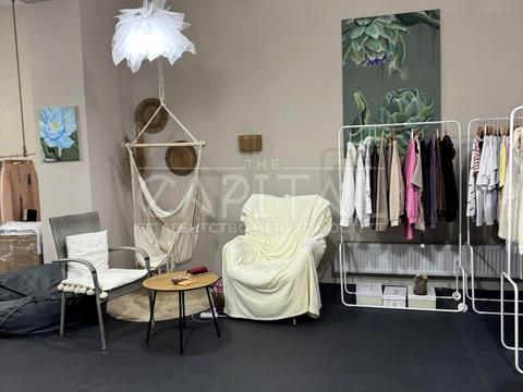 комерційна за адресою Левка Лук'яненка вул. (Маршала Тимошенка), 21к2