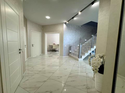 будинок за адресою Молодіжна