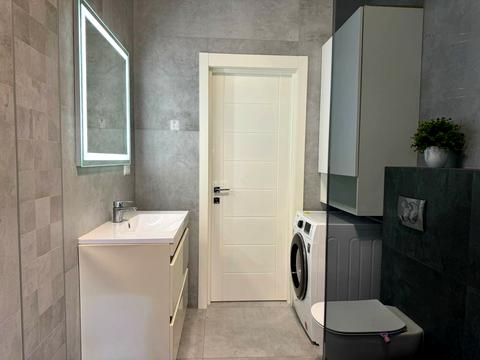 будинок за адресою Молодіжна