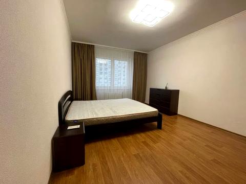 квартира за адресою Софії Русової вул., 7-А