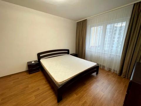 квартира за адресою Софії Русової вул., 7-А