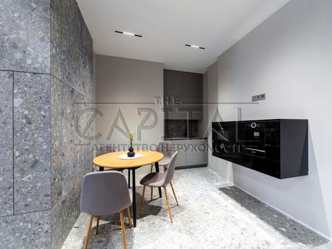 коммерческая по адресу Василия Тютюнника ул. (Анрі Барбюса), 37/1