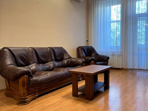 квартира за адресою Велика Перспективна вул. (Карла Маркса), 10