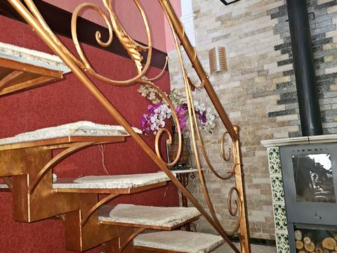 будинок за адресою смт. Великодолинське, Маріїнська вул., 1