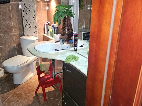 будинок за адресою смт. Великодолинське, Маріїнська вул., 1