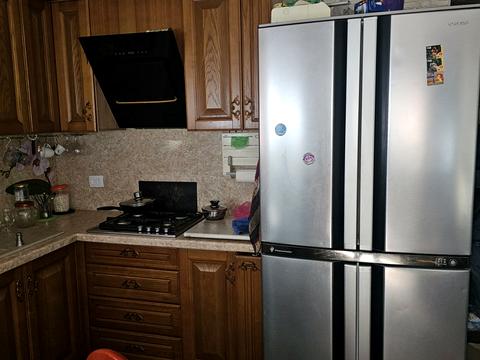 будинок за адресою смт. Великодолинське, Маріїнська вул., 1