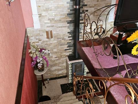 будинок за адресою смт. Великодолинське, Маріїнська вул., 1