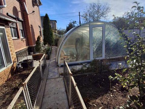 будинок за адресою смт. Великодолинське, Маріїнська вул., 1