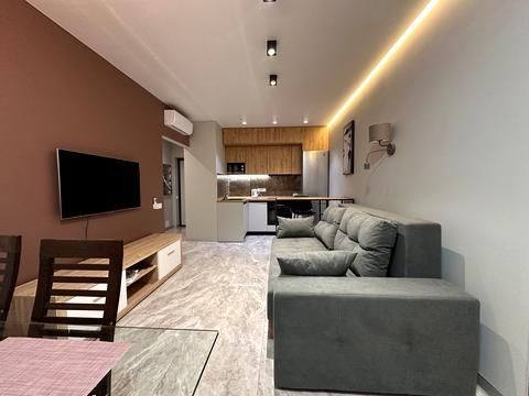 квартира за адресою Салютна вул., 2к8