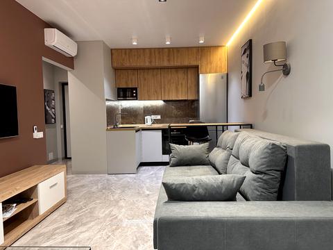 квартира за адресою Салютна вул., 2к8