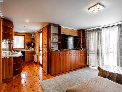 будинок за адресою Кар'єрна вул.