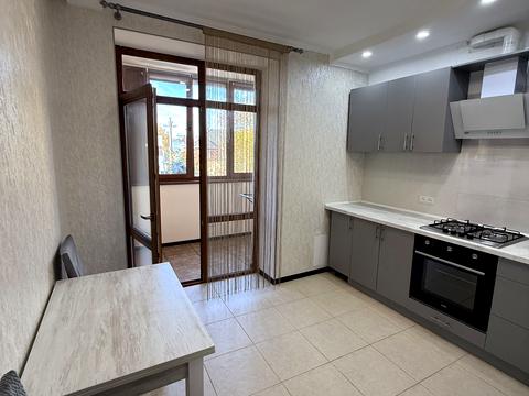 квартира по адресу Таїрова ул., 6/1