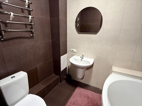 квартира по адресу Таїрова ул., 6/1