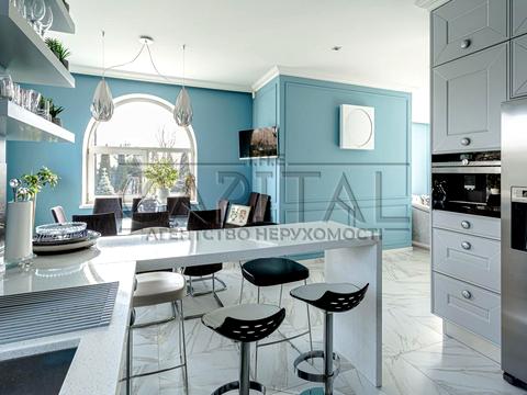 дом по адресу с. Безугловка, Набережная ул., 1