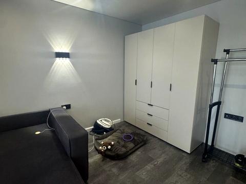 квартира за адресою Ніла Армстронга вул. (Казакова), 1