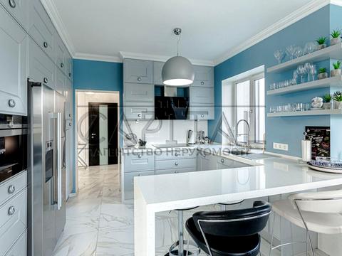 дом по адресу с. Безугловка, Набережная ул., 1