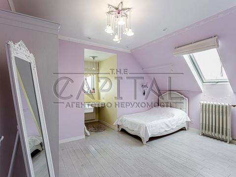 дом по адресу с. Безугловка, Набережная ул., 1