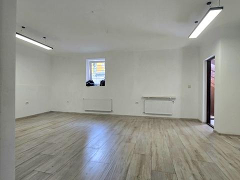 коммерческая по адресу Жасминова, 9