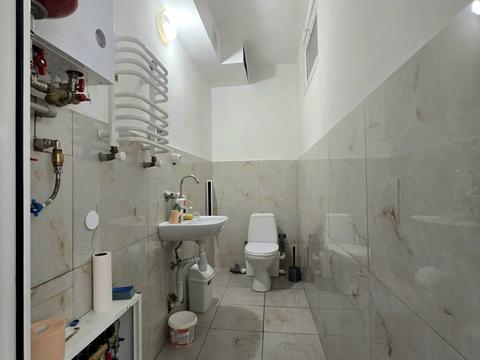 коммерческая по адресу Жасминова, 9