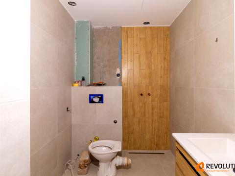 квартира за адресою Бровари, Василя Симоненка вул., 30-А