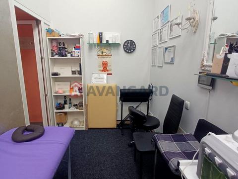 комерційна за адресою Січеславська вул., 6