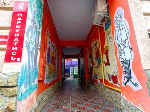 коммерческая по адресу Гусяк ул. (Таманська), 1