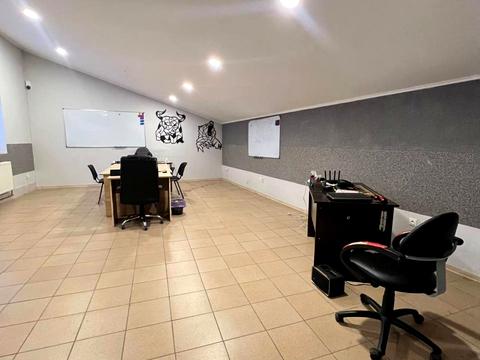 коммерческая по адресу Гусяк ул. (Таманська), 1