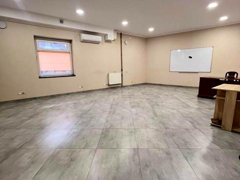 коммерческая по адресу Гусяк ул. (Таманська), 1