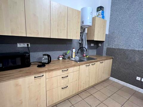 коммерческая по адресу Гусяк ул. (Таманська), 1