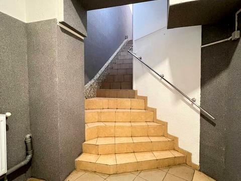 коммерческая по адресу Гусяк ул. (Таманська), 1