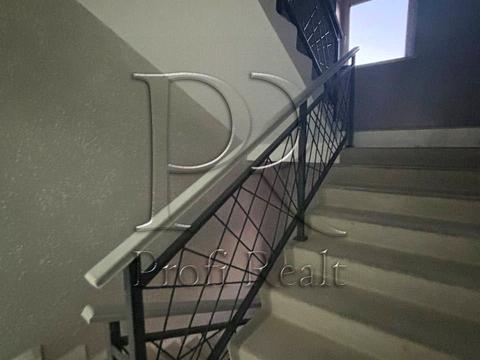 квартира за адресою Грушевського пров., 14