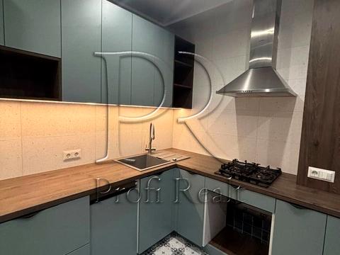 квартира за адресою Грушевського пров., 14