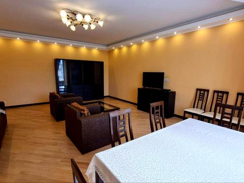 квартира за адресою Олеся Гончара вул., 26