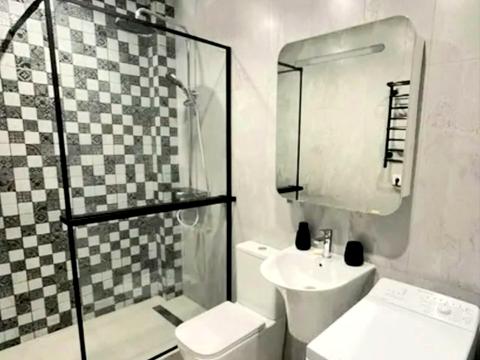 квартира за адресою Героїв Небесної Сотні просп., 16/10