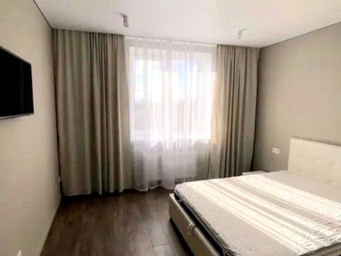 квартира за адресою Героїв Небесної Сотні просп., 16/10