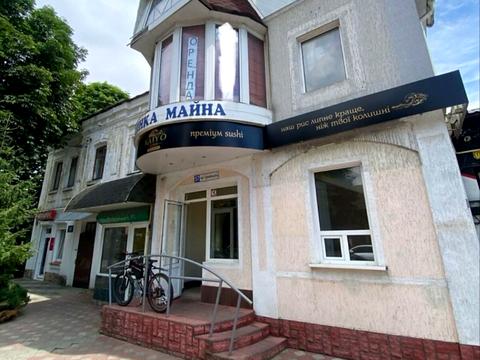 коммерческая по адресу Грушевського ул., 57