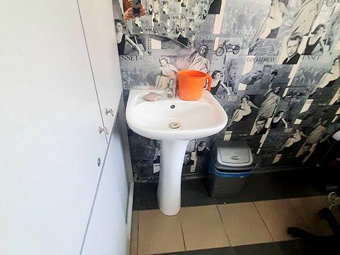 коммерческая по адресу Грушевського ул., 57