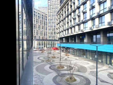 комерційна за адресою Зарічна вул., 2