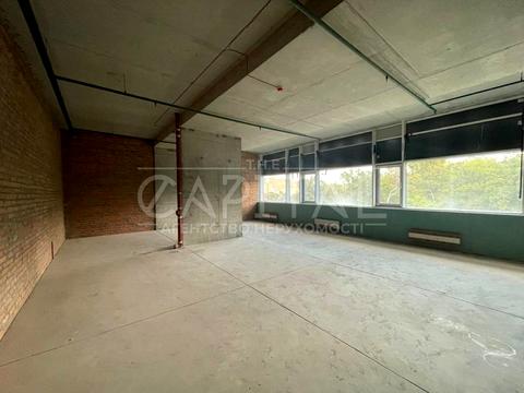 комерційна за адресою Васильківська вул., 1