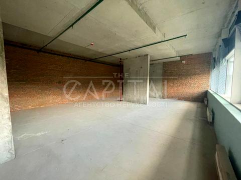 комерційна за адресою Васильківська вул., 1