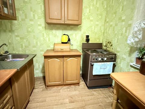 комната по адресу Червоной Калины просп. (Владимира Маяковского), 48/9