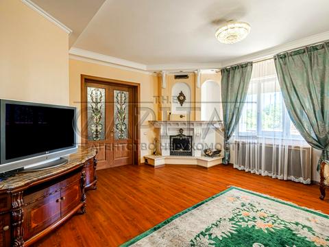 будинок за адресою Центральна вул.